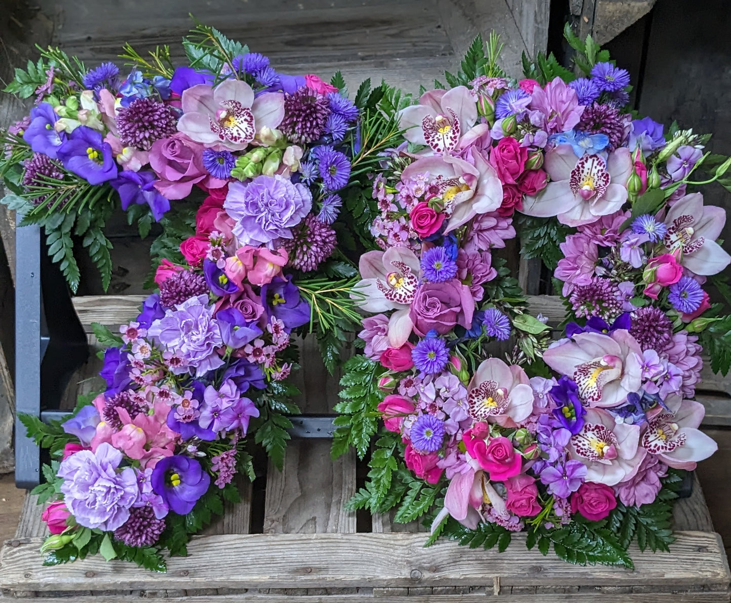Loose floral Numbers - Quality Flowers from Ann's Flowers - Just £60! Shop now at Ann's Flowers