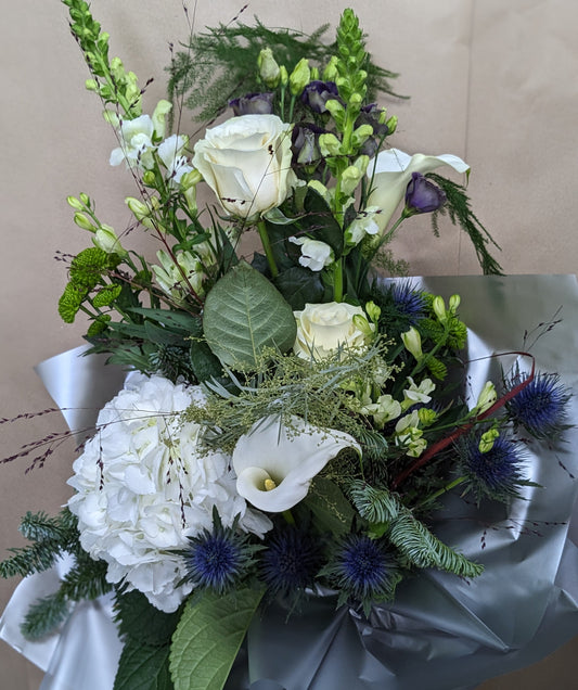 Comet - Quality Flowers from Ann's Flowers - Just £39.50! Shop now at Ann's Flowers